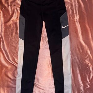 Nike leggings